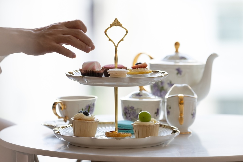 Afternoon tea set-up to celebrate addiction recovery milestones